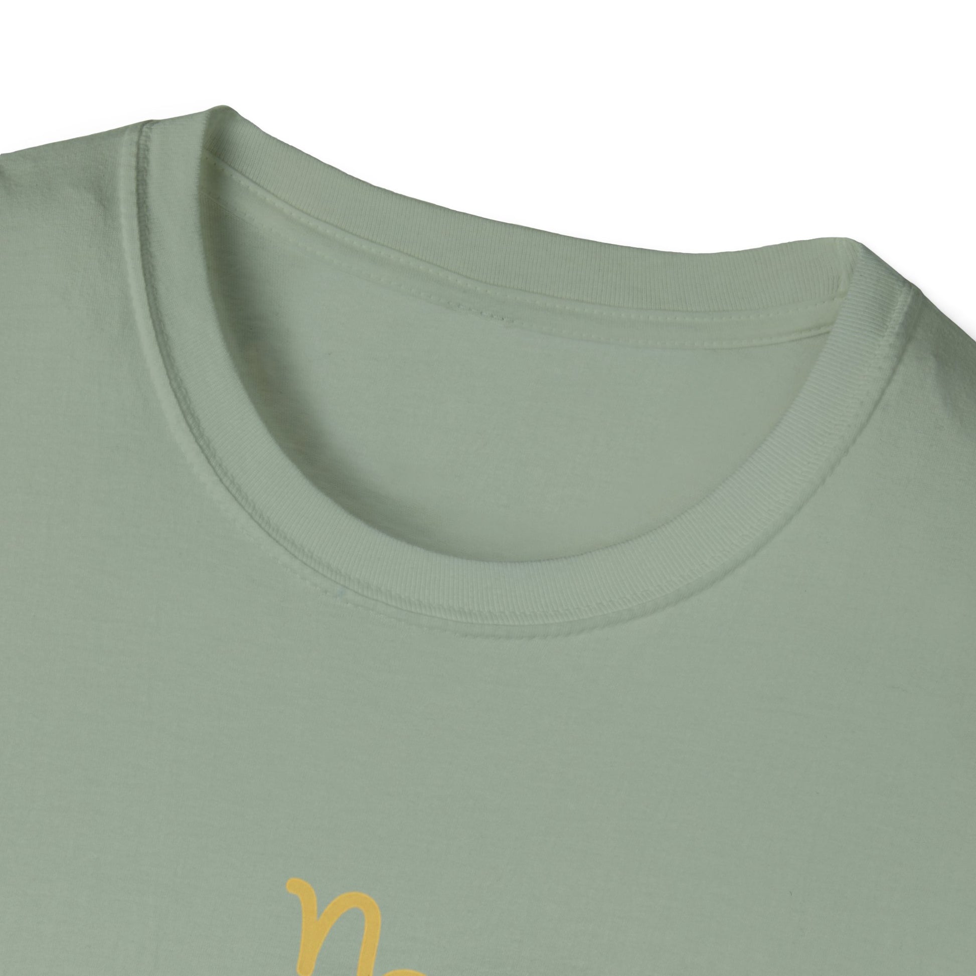 Copy of Copy of Capricorn T-shirt – Gold Astrology Quote Tee | Vié Chérie