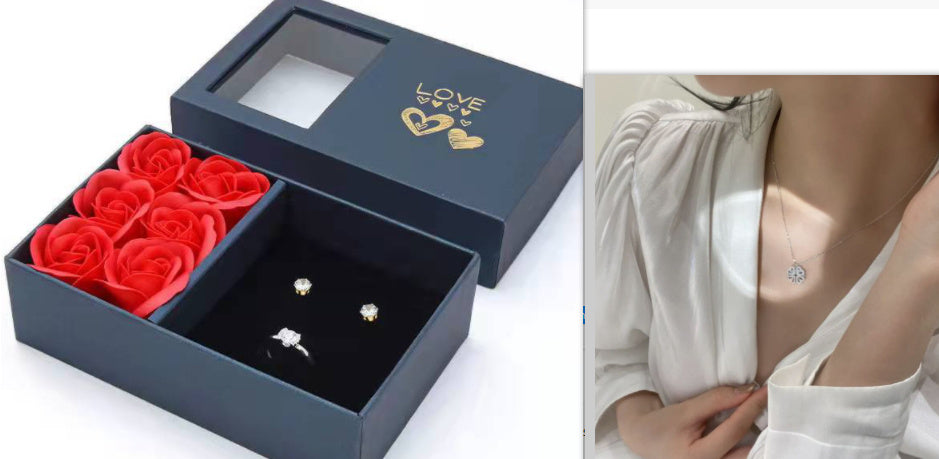 Magnetic Heart Clover Necklace 4-in-1 Transformable Design - Vié Chérie