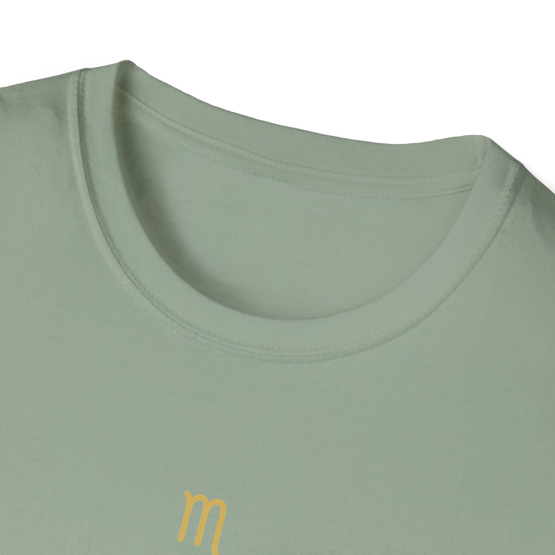 Scorpio T-shirt – Gold Astrology Quote Tee | Vié Chérie