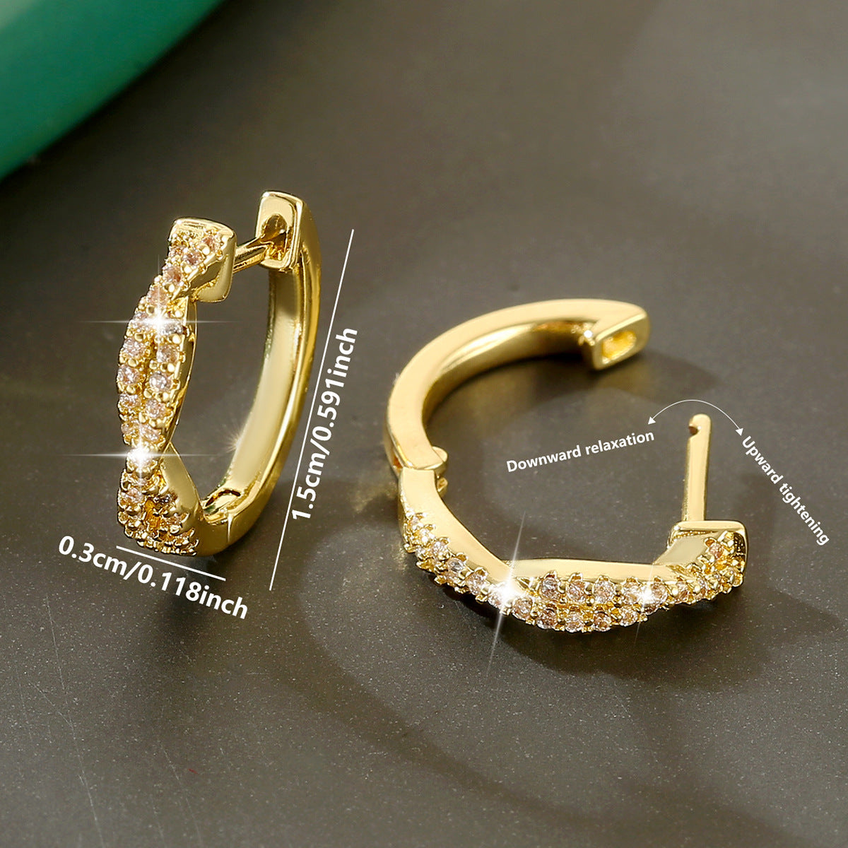 Élisse Hoop Earrings