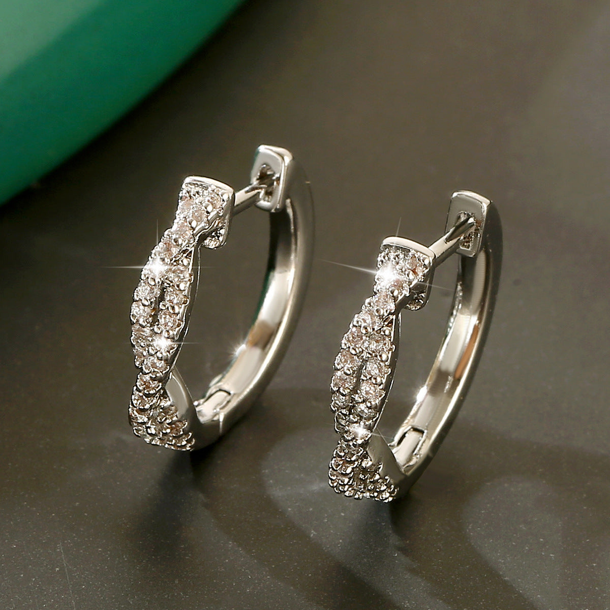 Élisse Hoop Earrings